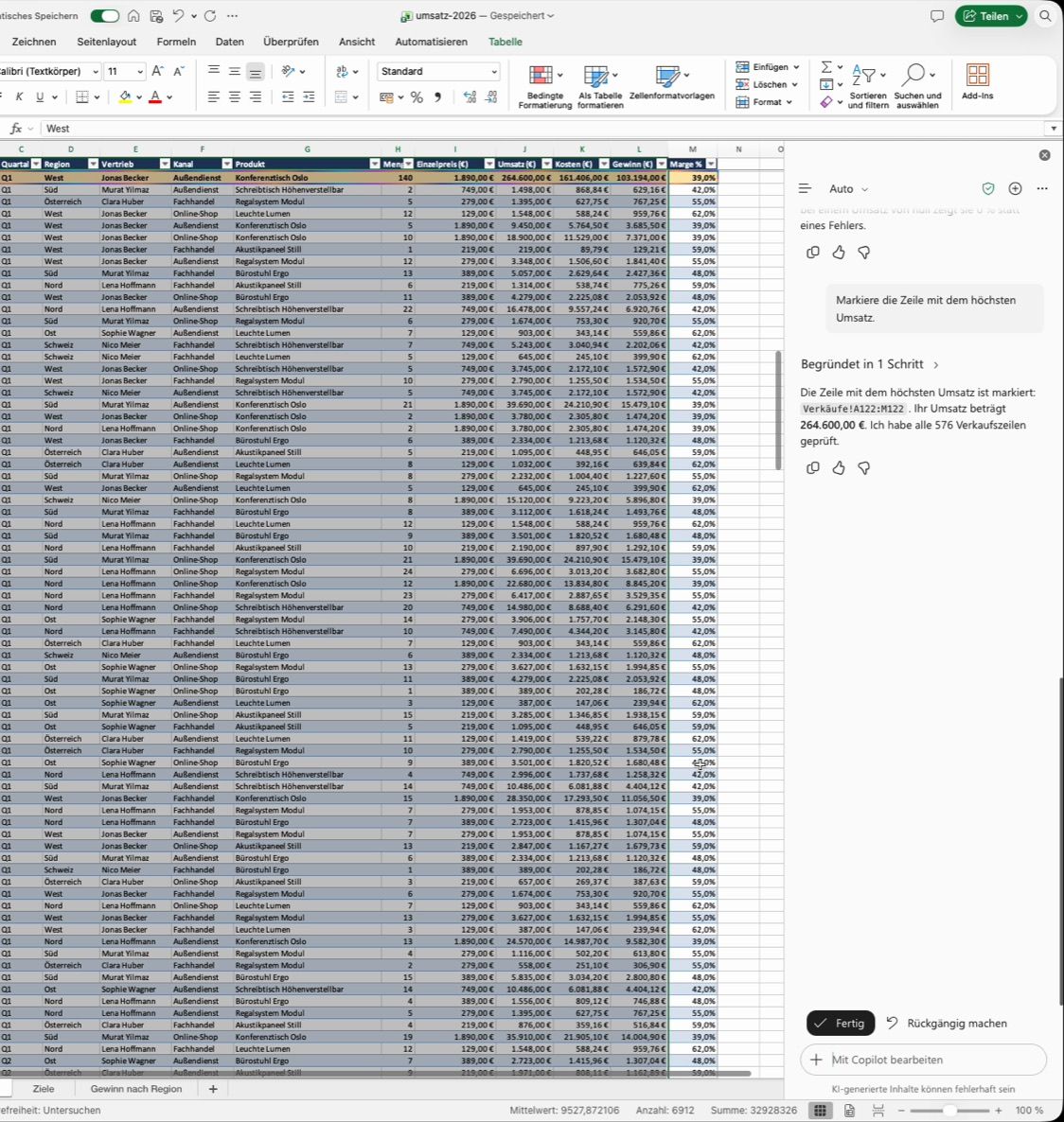 Excel-Tabelle, in der eine Zeile farbig hervorgehoben ist, rechts die Antwort von Copilot