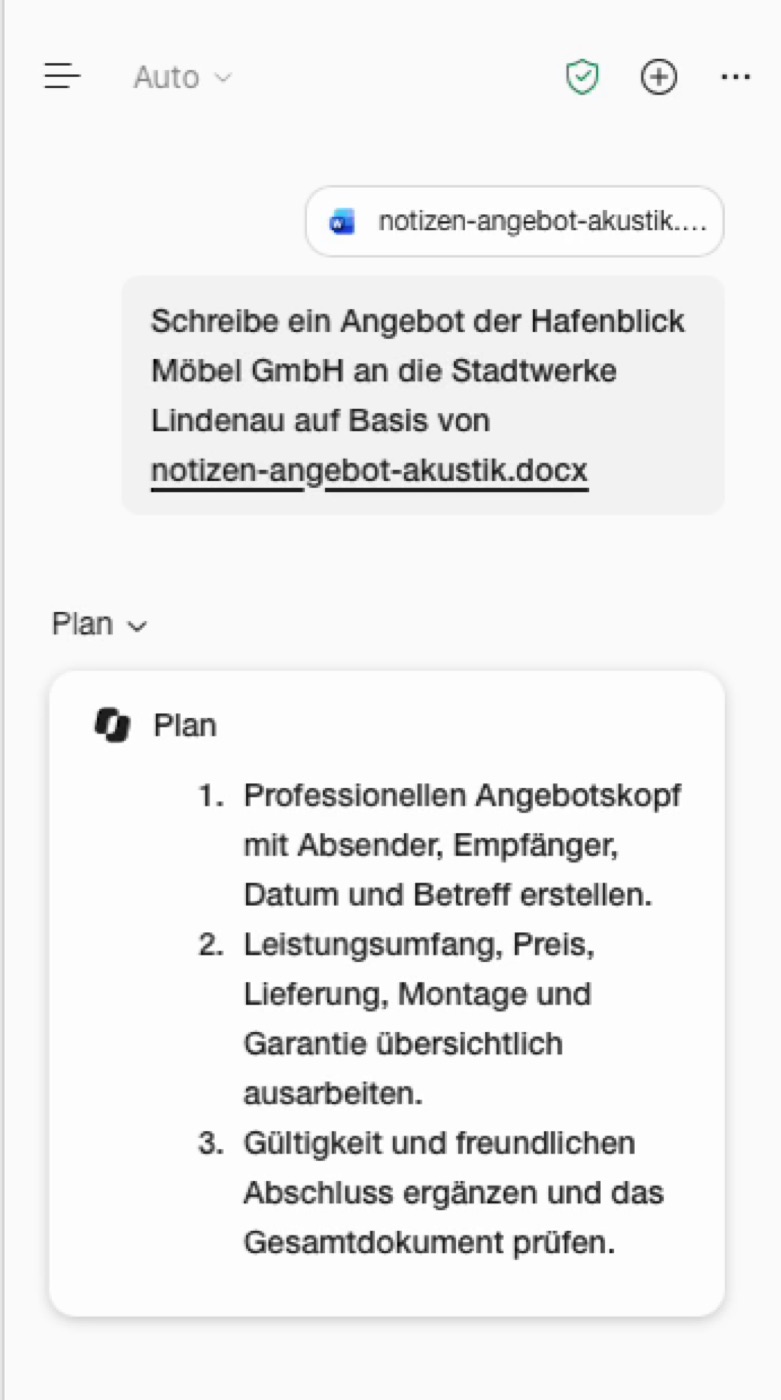 Copilot-Seitenbereich in Word mit einem Plan in drei Schritten für das Angebot